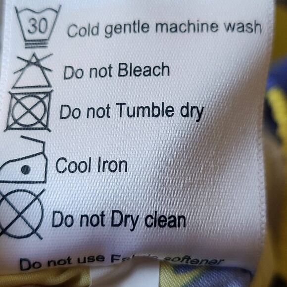 TOM & TEDDY Yellow & Blue Flying Parrots UPF 50+ Quick Dry Swim Shorts Medium - Picture 9 of 11